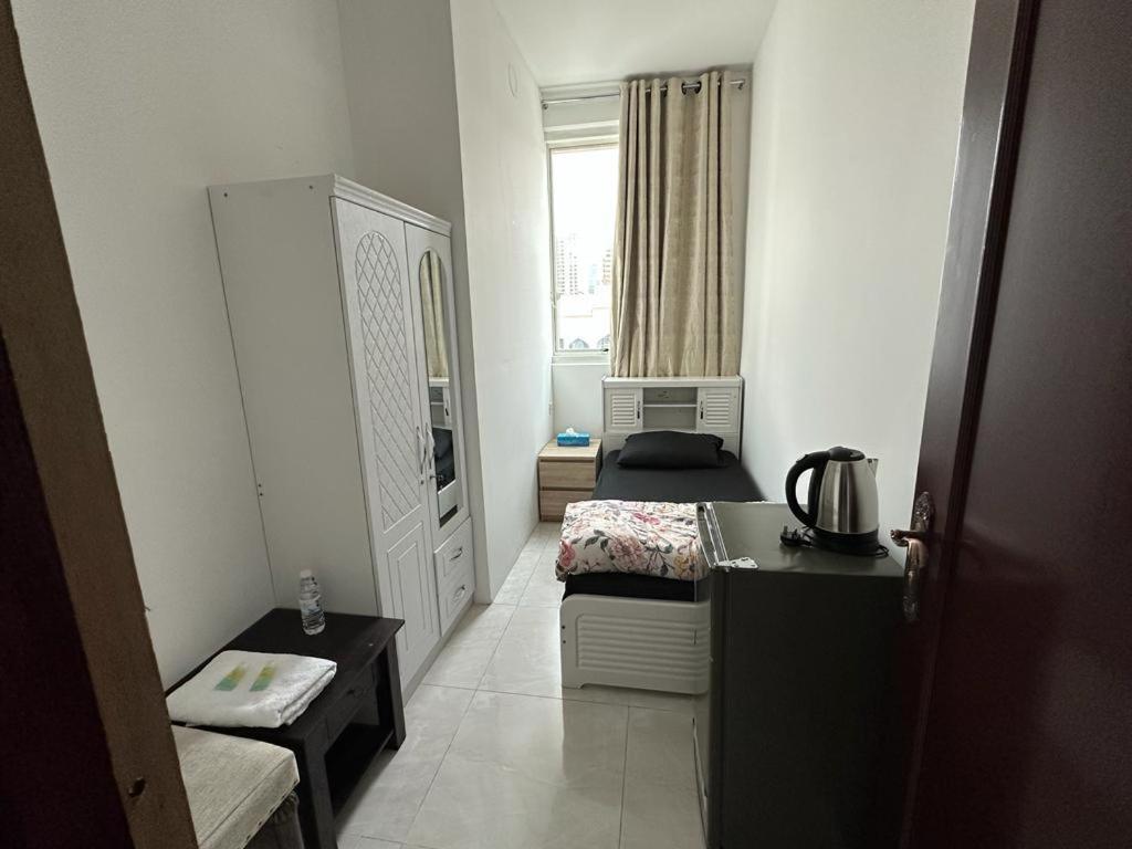 Corniche Street - Superb Lovely Room Abu Dhabi Exterior foto