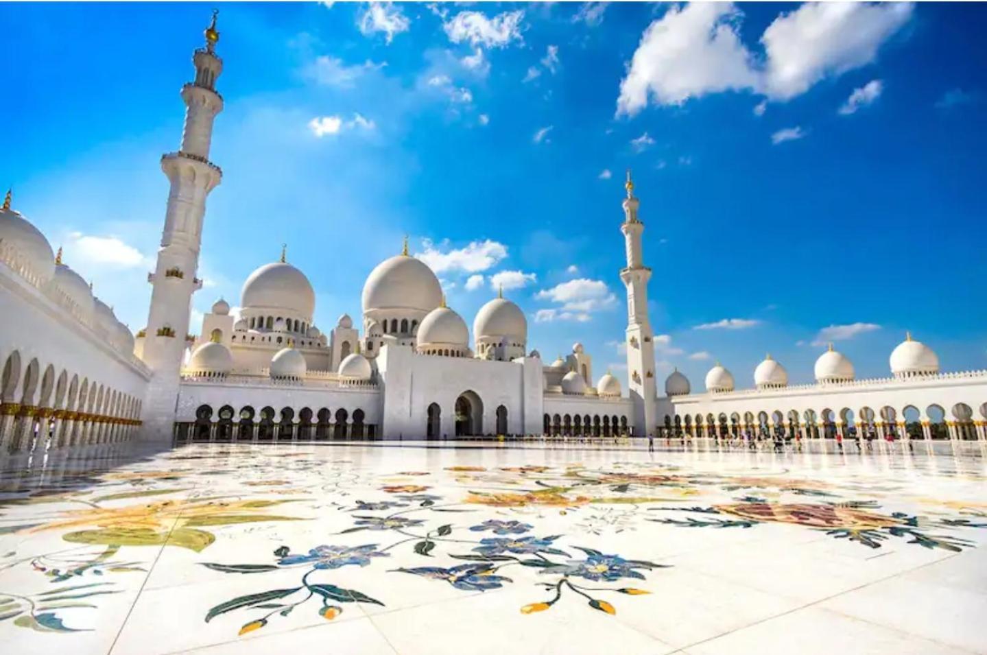 Corniche Street - Superb Lovely Room Abu Dhabi Exterior foto